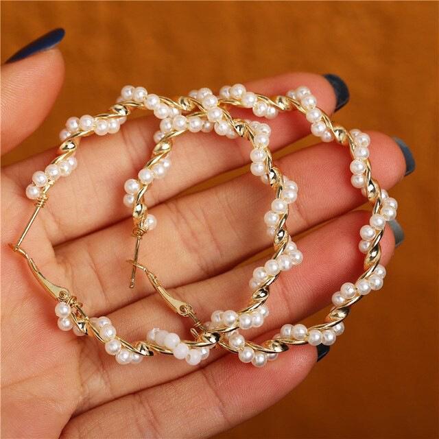 Retro Pearl Inlaid C-shaped Ear Cuff Earrings for Women