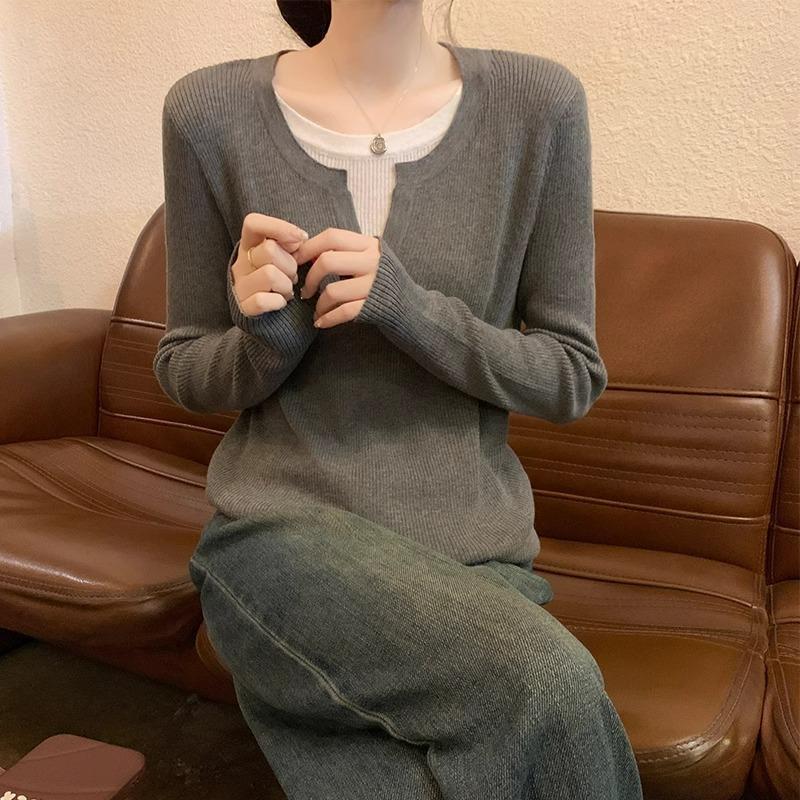 Pure Desire Wind Blue Lazy Knitted Bottoming Shirt Women's Spring and Autumn New Fake Two-piece Splicing Loose and Thin Inner