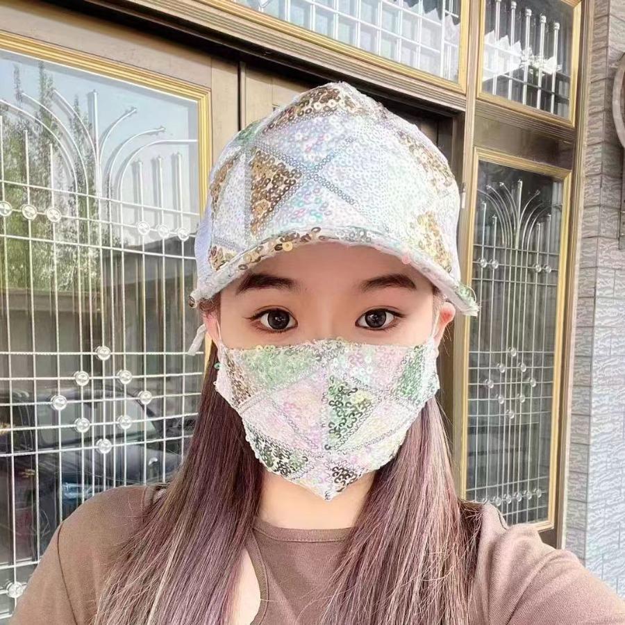 Summer mesh sequin hat - breathable, sun-proof, sun-shielding hat for outdoor activities. Fashionable and versatile Korean baseball cap with a brim.