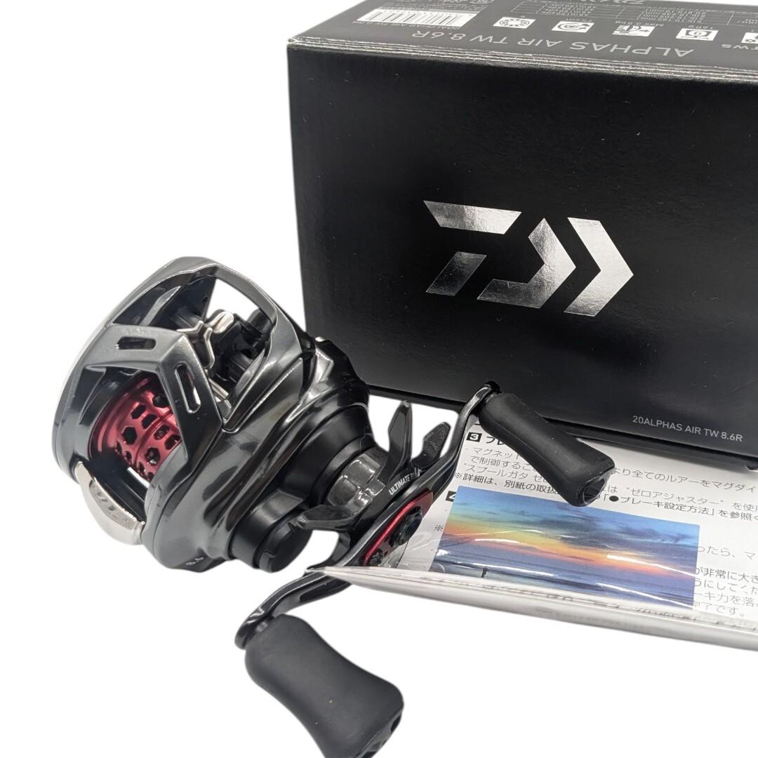 [USED]DAIWA 20 Alphas AIR TW 8.6R Right Handle Baitcasting Reel Excellent w/ Box