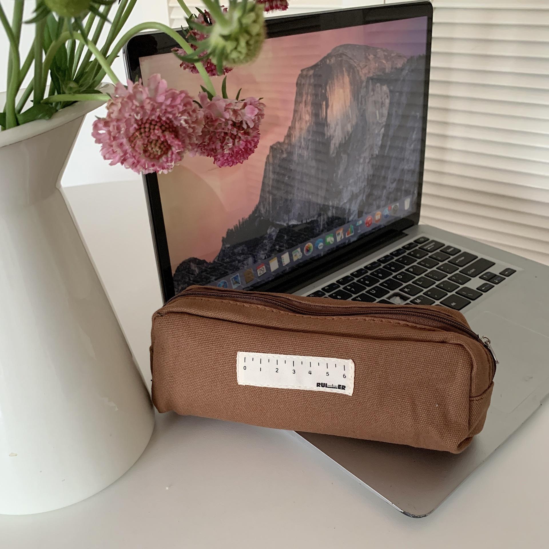 

Women Black White High Beauty Large Capacity Canvas Stationery Box Cosmetic Bags OneSize кавовий