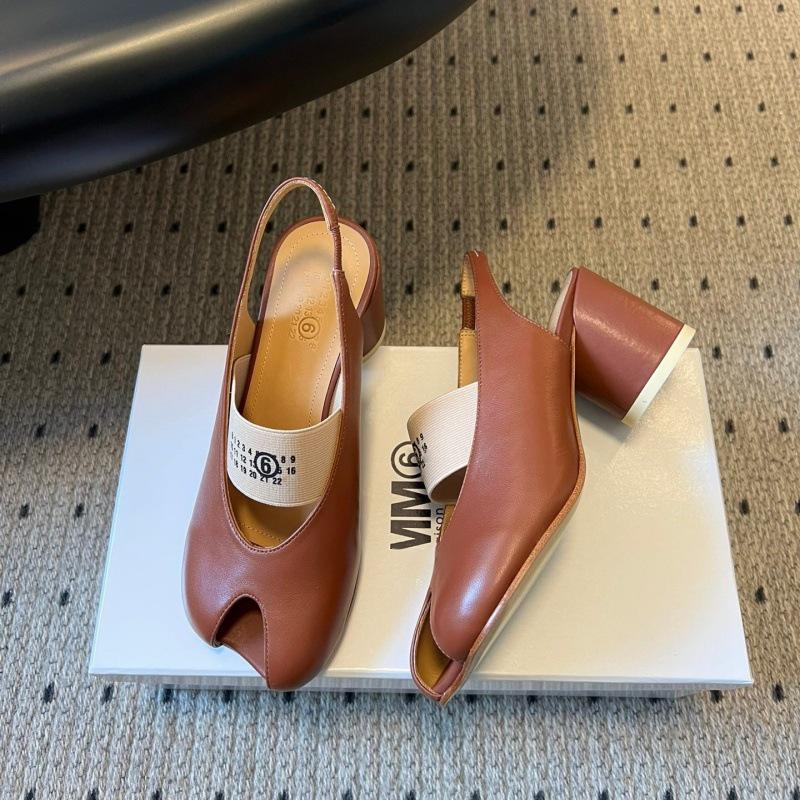 MM6 Samt Riemen Flache Sandalen - Frühling/Sommer '26 - Apfel Zehenpartie, Elastisches Band, Vielseitiges High Heel Design