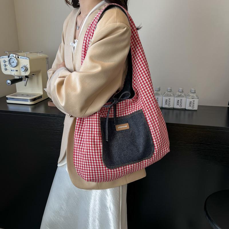 Damentasche aus Denim mit großem Fassungsvermögen 2025 neue Freizeit-Schultertasche für Frühling und Sommer Stofftasche Klasse Pendler-Tragetasche