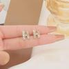 Elegante Silbernadel-Diamant-Buchstabenohrringe für Damen – Hochwertiges, trendiges, minimalistisches Design