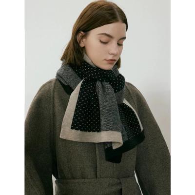 Autumn and Winter New Korean Version of Fashion Warm Polka Dot Two-color Splicing Scarf