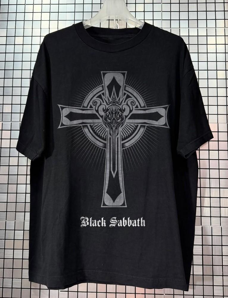 

Рідкісна чорна футболка унісекс з готичним хрестом Black Sabbath, розміри S-5XL M