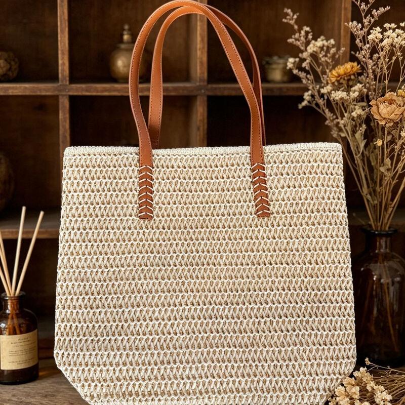 Kairui Natural Straw Commuter Bag