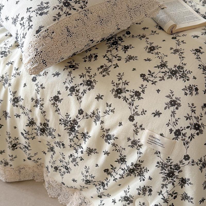 Summer Retro Cotton Linen Lace Design Thin Quilt - Machine Washable Air Conditioning Blanket