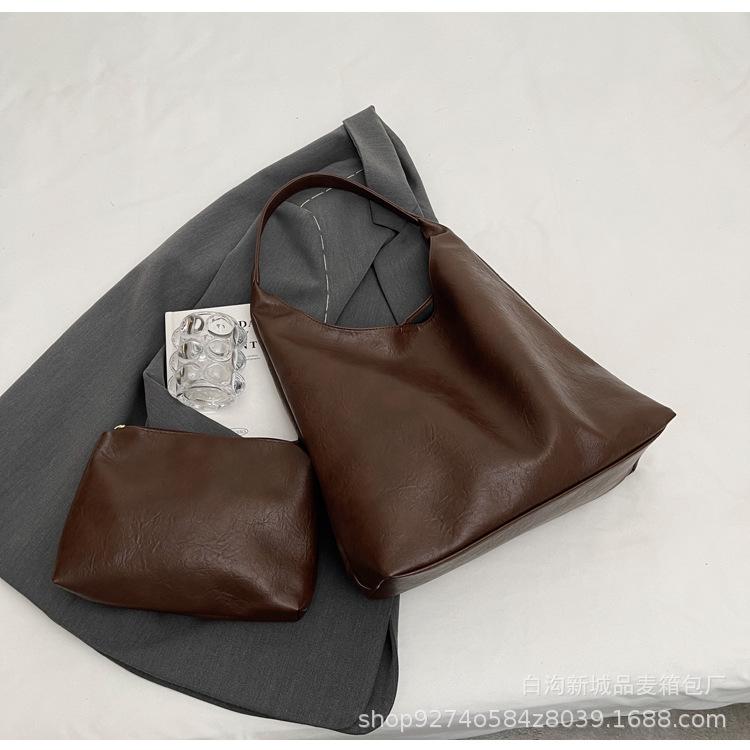 

2025 new retro simple casual large-capacity tote bag casual commuting large-capacity child and mother underarm shoulder bag кофейный