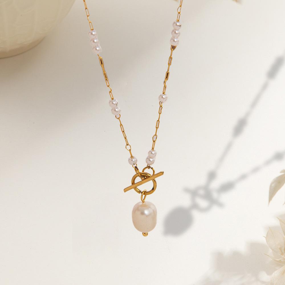 2026 New Style Entry Luxury T-Buckle High-end Pearl Pendant Necklace Women's Niche Design K-Gold Cold Copper Ethnic Bamboo Chain