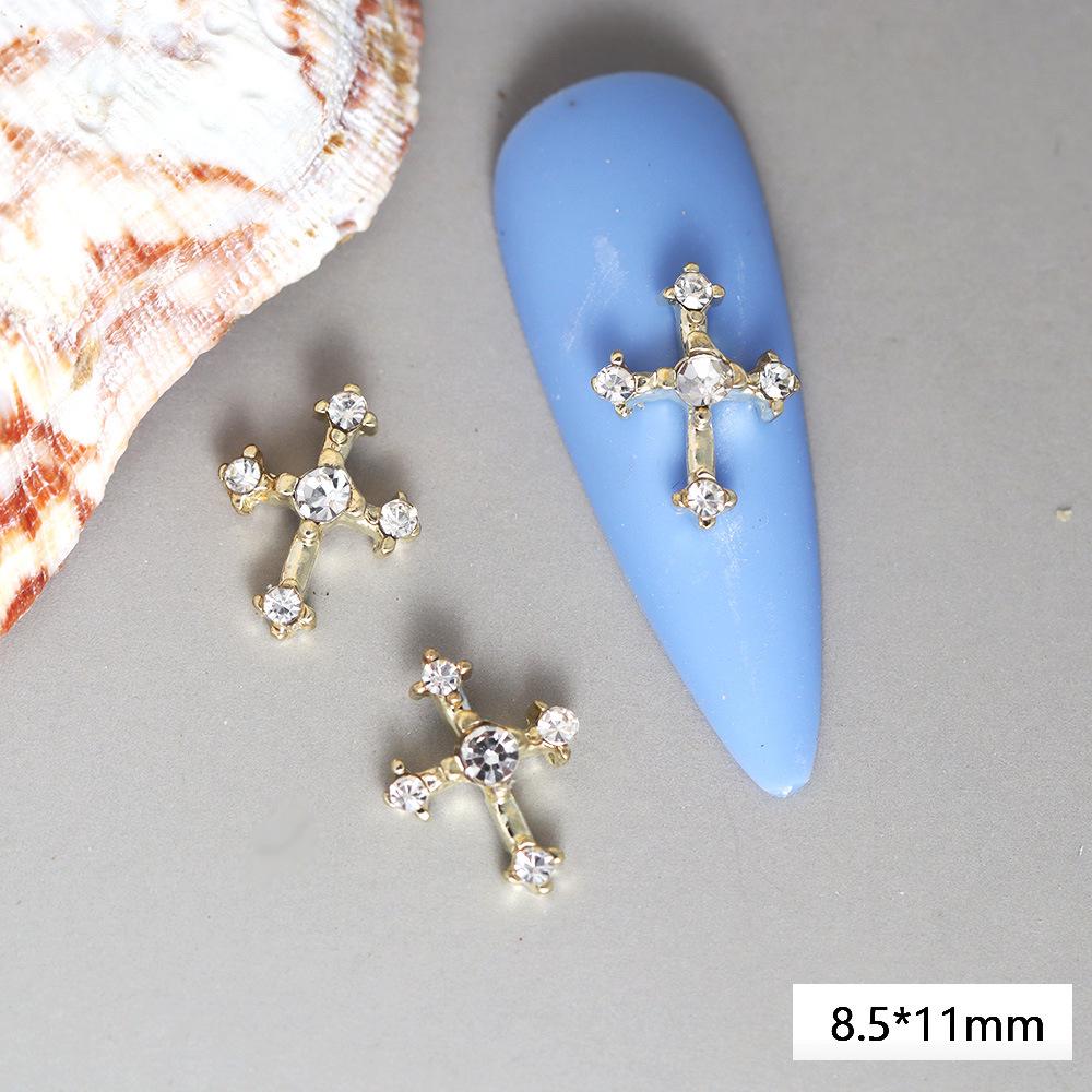 Saturn Queen Mother Cross Nail Art: Retro Silver with Pearls and Diamond Accents