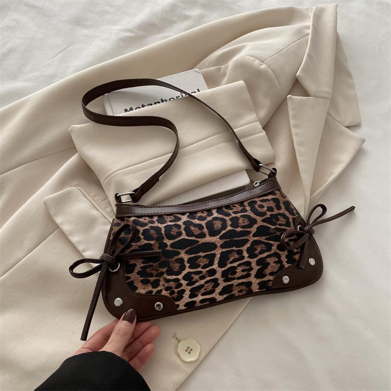 

Сумка Женская Мода 2025 Новая Сумка Через Плечо с Принтом Леопарда и Бантом, Портативная Сумка-Подмышка, Модная Популярная Сумка