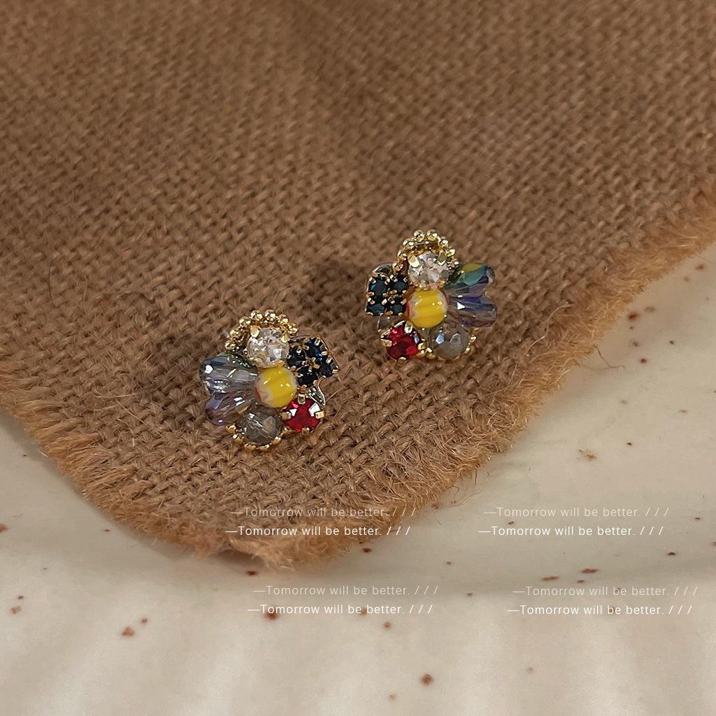 Colorful Crystal Beaded Flower Stud Earrings - Cute Korean Style Women's Jewelry