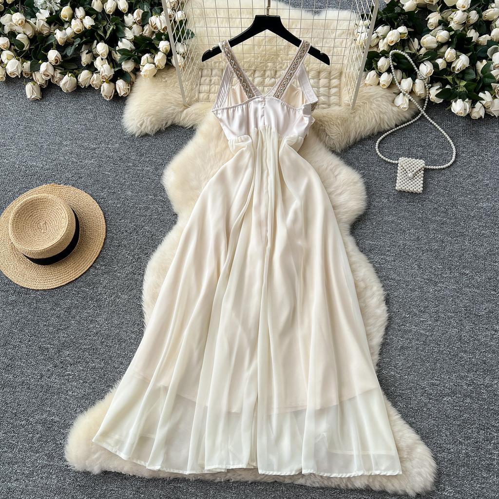 Letní dámské dlouhé společenské šaty s výstřihem do V a výstřihem do V