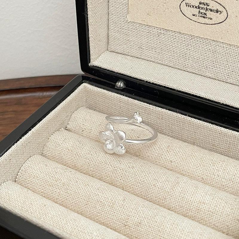 Elegant Frosted Texture Floral Bloom Adjustable Rings For Women Girl Fashion New Jewelry Gift Party Wedding anillos