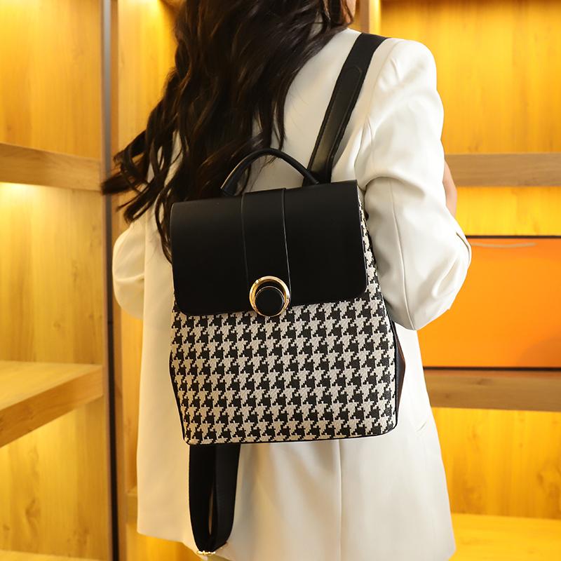 Plaid Commuter Backpack Female Desinvolte New Soft Leather Large Capacity Fashion All-Match Backpack