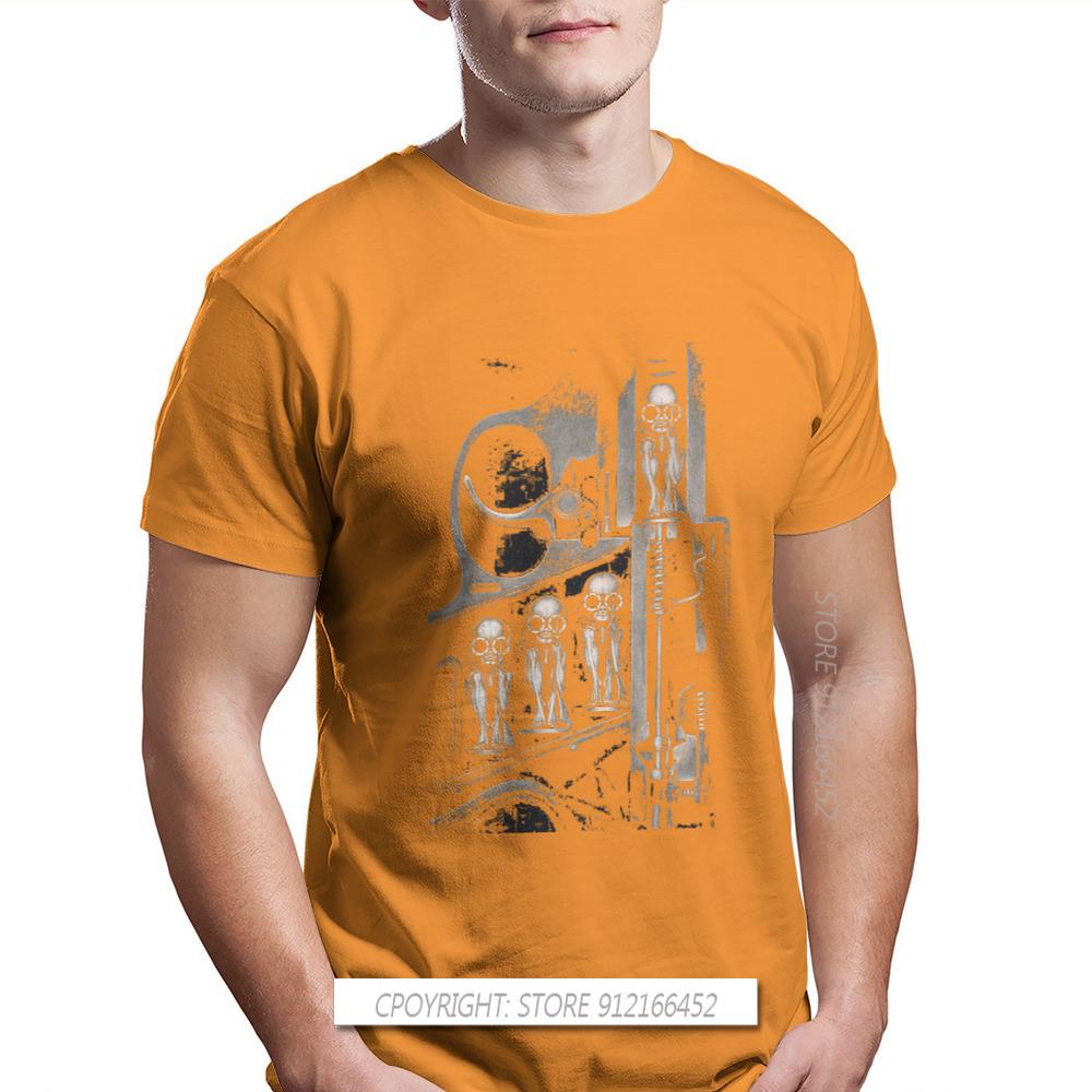 Giger Birth Machine Round Collar TShirt Goth 1980s Subculture Rock Romance 100% Cotton Original T Shirt Man's Tops New Design