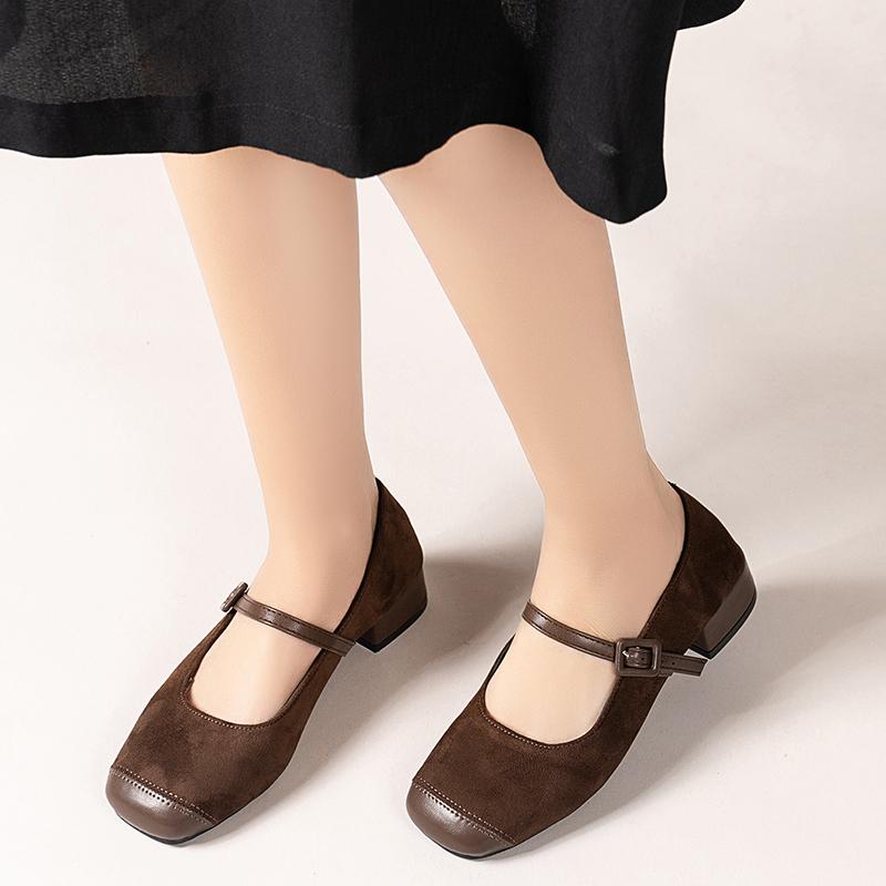 

Туфли Мэри Джейн в стиле ретро 2024 Новые квадратный носок мелкий вырез прямая пряжка на толстом каблуке лоскутная модная одинарная обувь 37 коричневый