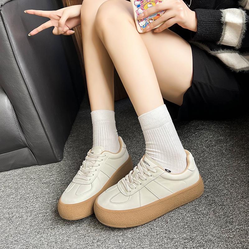 Augusteng platform white shoes women's spring and autumn 2025 new retro sports moral training shoes niche casual board shoes