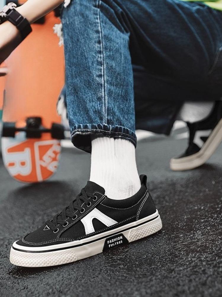 Fashion Men's Casual Shoes Canvas With Laces Sneakers Soft Spring Autumn 2025 Trend Leisure Common Designer Male Shoe Luxury Walking