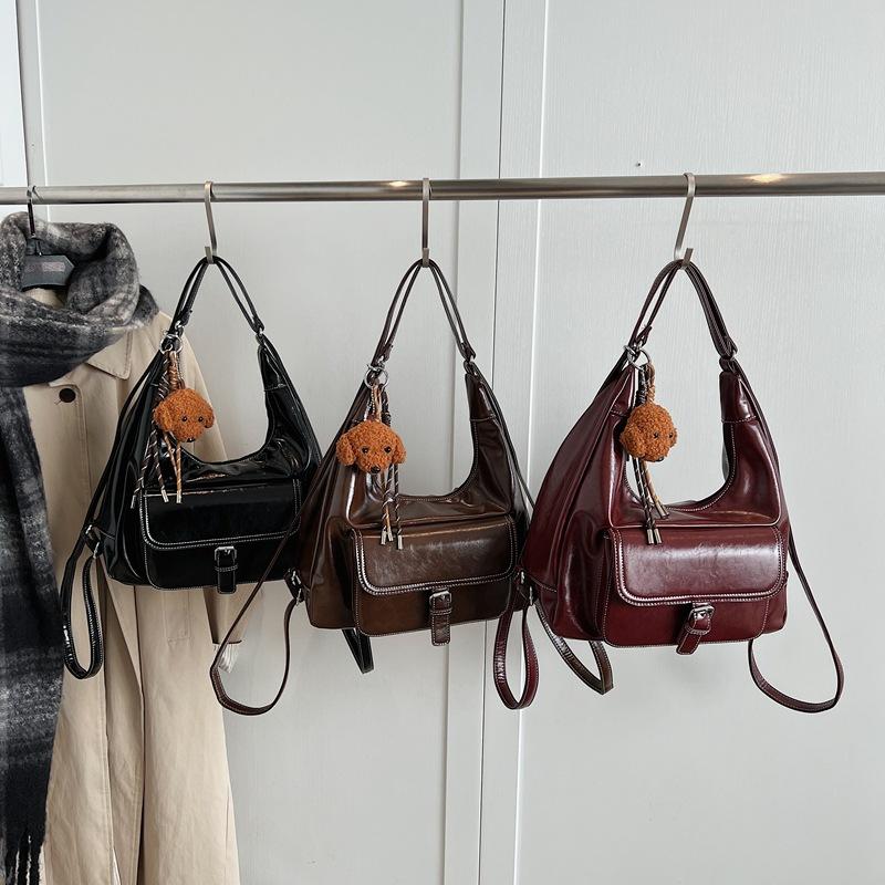 Vintage Commuter Handbag Bag Women 2026 New Popular Fashion Shoulder Bag Feeling Large Capacity Tote Bag