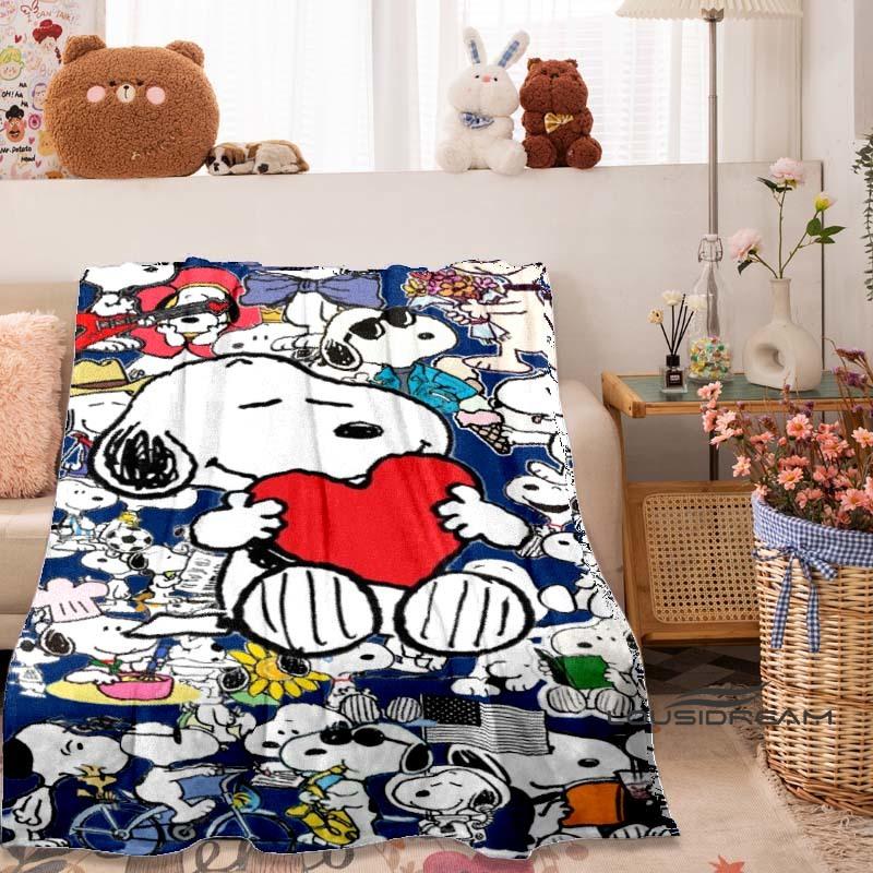 New Comic-Themed Snoopy Flannel Blanket — Ultra-Soft, Warm, and Plush Throw — Perfect for Home, Bedroom, Bed, Sofa, and Travel
