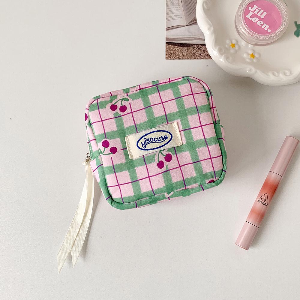 Large Plaid Makeup Bag with High Aesthetic Value, Small Cherry Sanitary Pad, Portable Mini Storage Bag, Bluetooth Earphone Bag