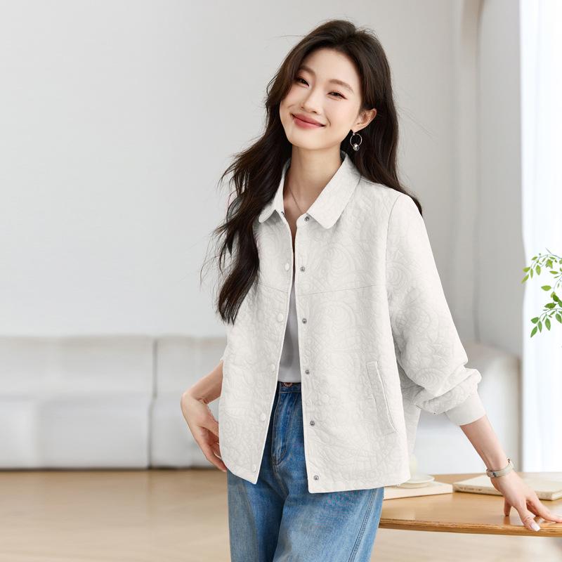 Mom's Chic Lapel Short Coat for Women: Slim-Fit Petite Korean Style for Middle-Aged Spring & Autumn.