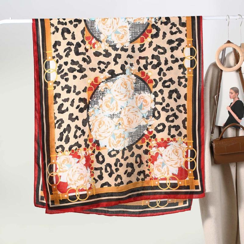 New cotton and linen feel simple color matching letter O scarf fashion travel sunscreen yarn