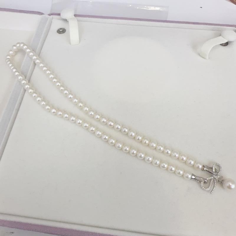 Collana di Perle d'Acqua Dolce Rotonde 5,5-6MM con Chiusura in Argento S925 e Chiusura a Farfalla con Perla Singola 7-8MM