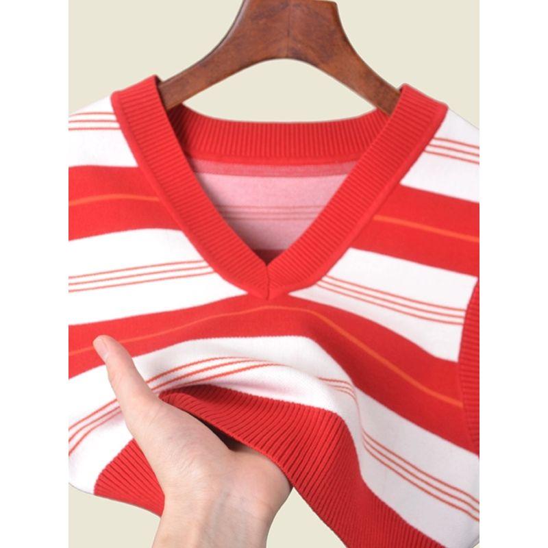Fashion Style V Neck Stripes Short Vest Student Bandage Dress Thermal Knitting Vest
