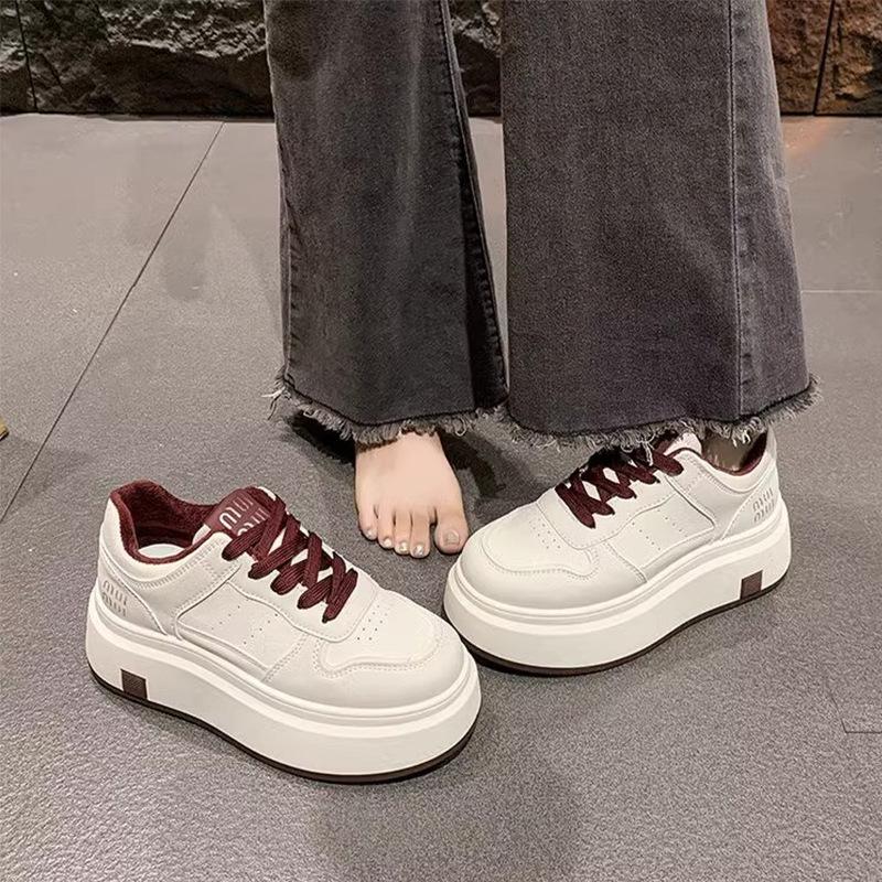 High-value Thick-soled Little White Shoes Women's Shoes 2025 Spring New Student Versatile Height-increasing Leisure Sports Lace-up Board Shoes