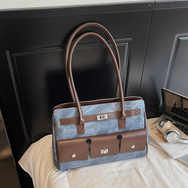 

Сумка типа мешок большой вместимости высокой ценности женская 2025 новая модная дорожная на плечо сумка-мессенджер модная в иностранном стиле