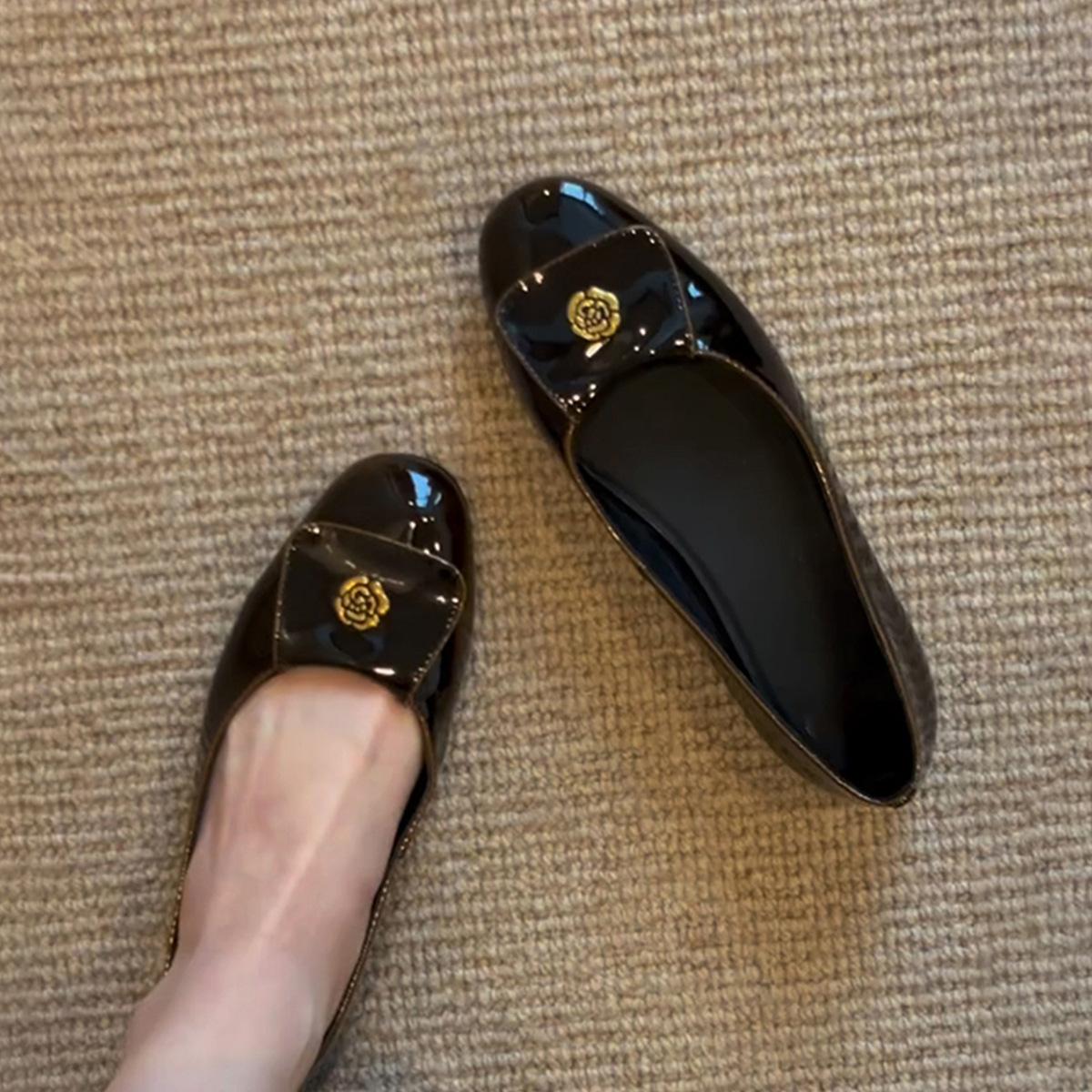 

Sheepskin version~ French shallow leather one-pedal small single shoes retro versatile camellia round head flat bottom evening shoes 35