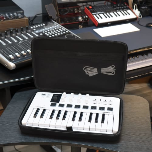 Musiin Premium Velvet Hardshell Case for Arturia MiniLab 3, MiniLab MkII 25 Slim Keyboard Controller Cover, MIDI Controller Synthesizer