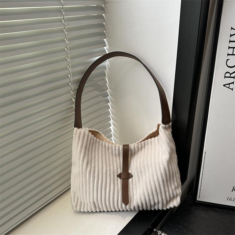New Commuter Bag Women's Simple Casual Tote Bag Large Capacity Shoulder Bag Women's Corduroy Women's Bag Versatile