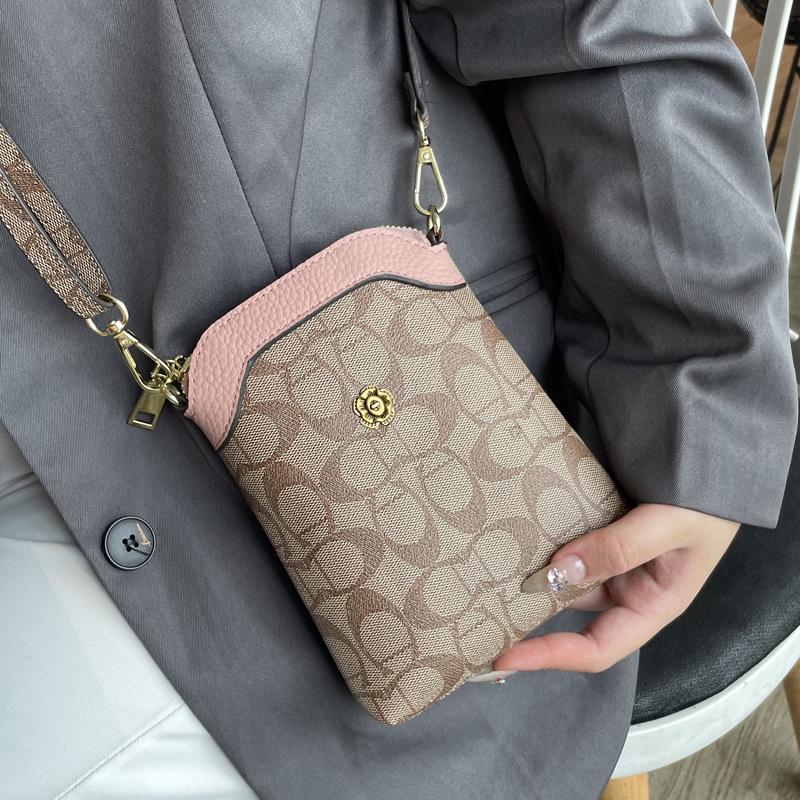 Trendy 2024 Mini Crossbody Phone Bag: Lightweight, High-End Summer Accessory for Women