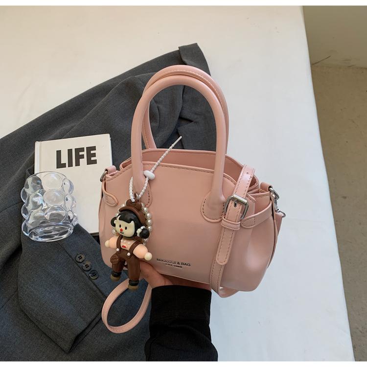 New Small Bag Women's Summer Versatile Shoulder Messenger Bag Retro Popular Portable Bucket Bag