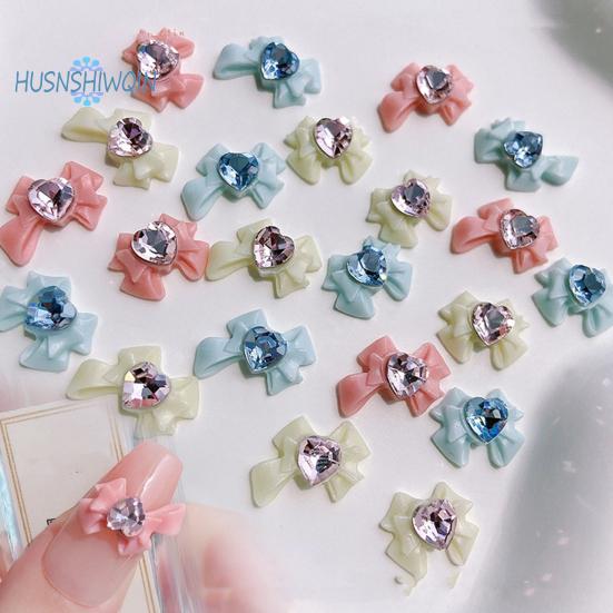 10ks Bow Nail Charms Dragon Heart Resin 3D Ekologické kosmetické doplňky pro krásné a okouzlující nehty