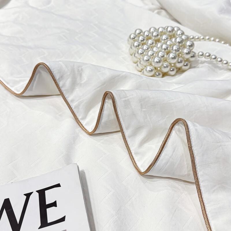 Aotejia Pure Mulberry Silk Quilt