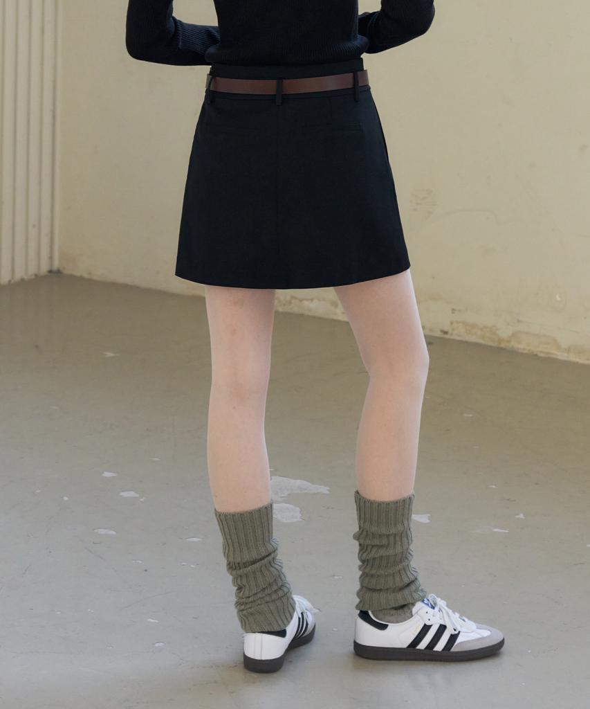 Deuloupisumeon Stitch Pleated Mini Skirt [Beige]