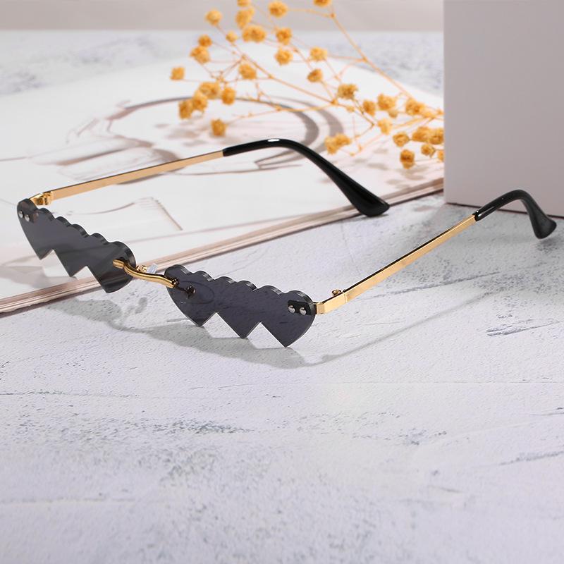 2020 Sunglasses, Funny Heart-To-Heart Sunglasses, Personalized Exaggerated Ripple Sunglasses For Women