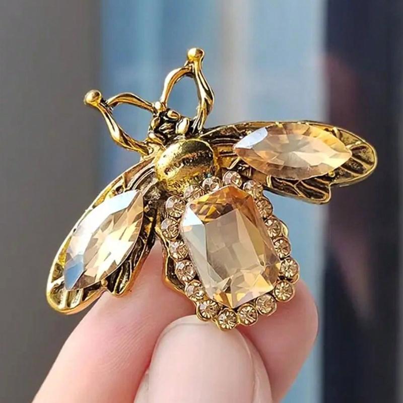 1pc Vintage Baroque Bee Brooch - Gold Zinc Alloy Insect Pin with Faceted Gemstones, An Elegant Court-Style Accessory