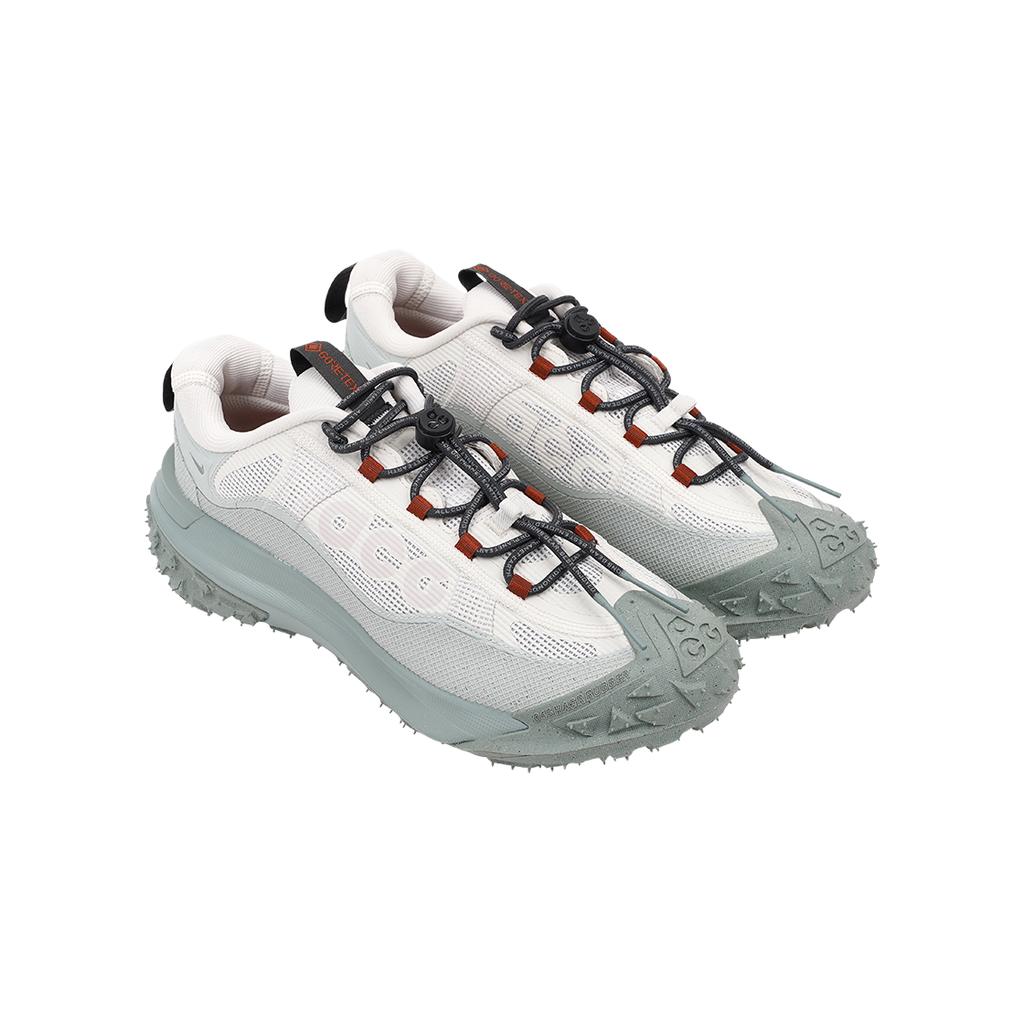Nike ACG Mountain Fly 2 Low GORE-TEX Plata Fantasma Plata Ligera Zapatillas de Hombre Gris Mica-Verde Gris Humo Oscuro HF6245-003