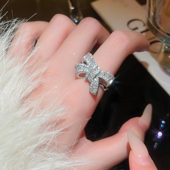 Women Ring Bow Rhinestone Polished Alloy Proposal Ring Multi Sizes Wedding Ring Lady Finger Jewelry for Prom Parties