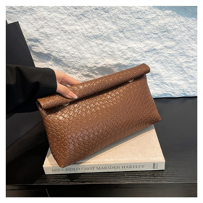 Fashionable and elegant clutch bag large-capacity flip-top dinner bag versatile handbag ladies shopping bag коричневый 2180₽