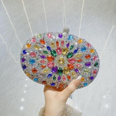 European & American Retro Full Diamond Clutch: Elegant Princess Handbag for Bar, KTV Party, or Dinner.