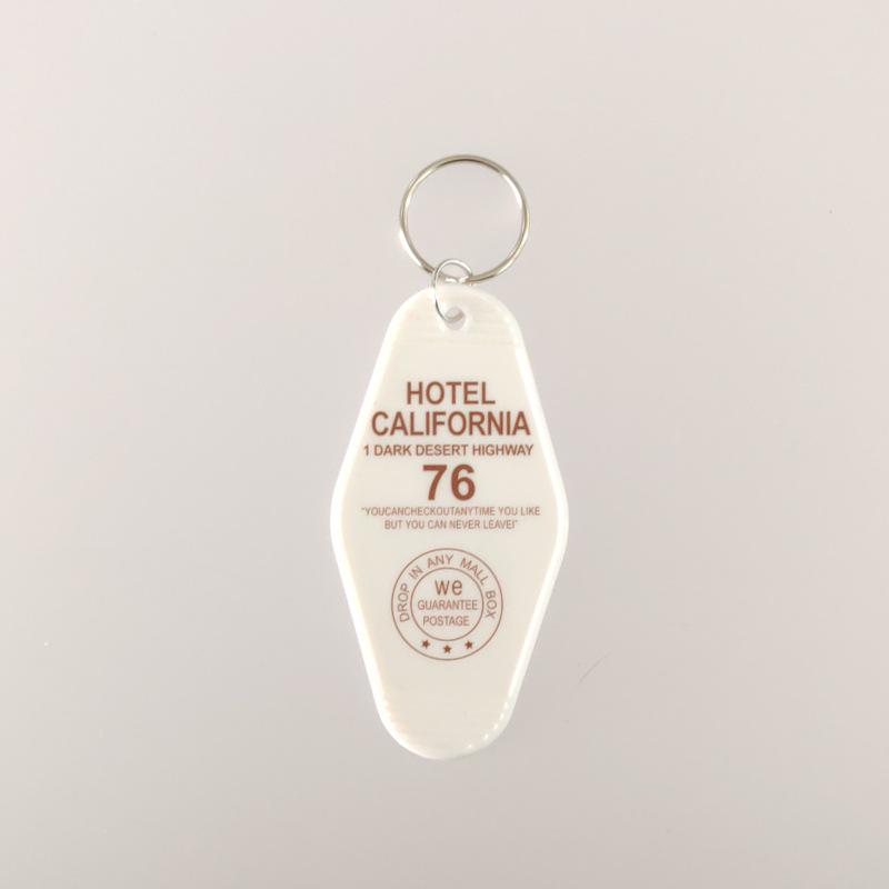 Vintage Acrylic Motel Room Keychain: Retro & Durable Design