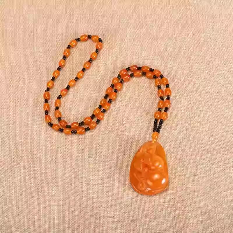 Trendy Unisex Wooden Bead Necklace: Versatile, High-End Pendant for Sweater Chains and Cotton Linen Attire