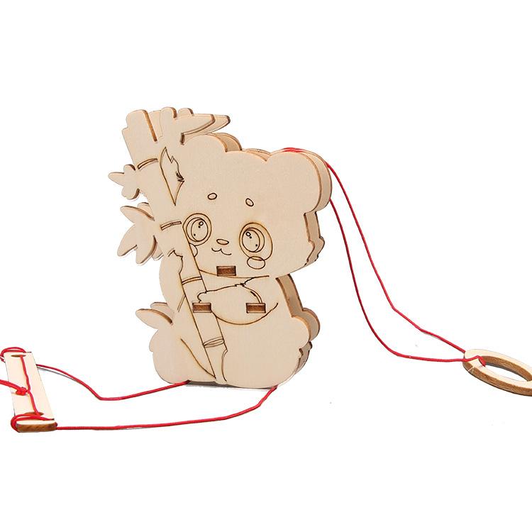 

Студенты собрали панду, лазящую по деревьям. Научно-методические пособия. Трение. Альпинистская веревка. Экспериментальное оборудование. Технология. Материальный пакет для производства. древесина